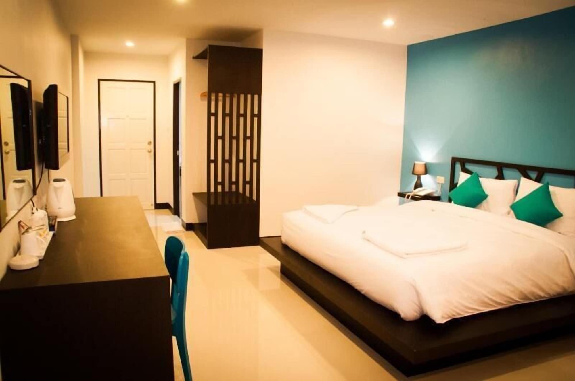 Sleep Whale Hotel Крабі Екстер'єр фото