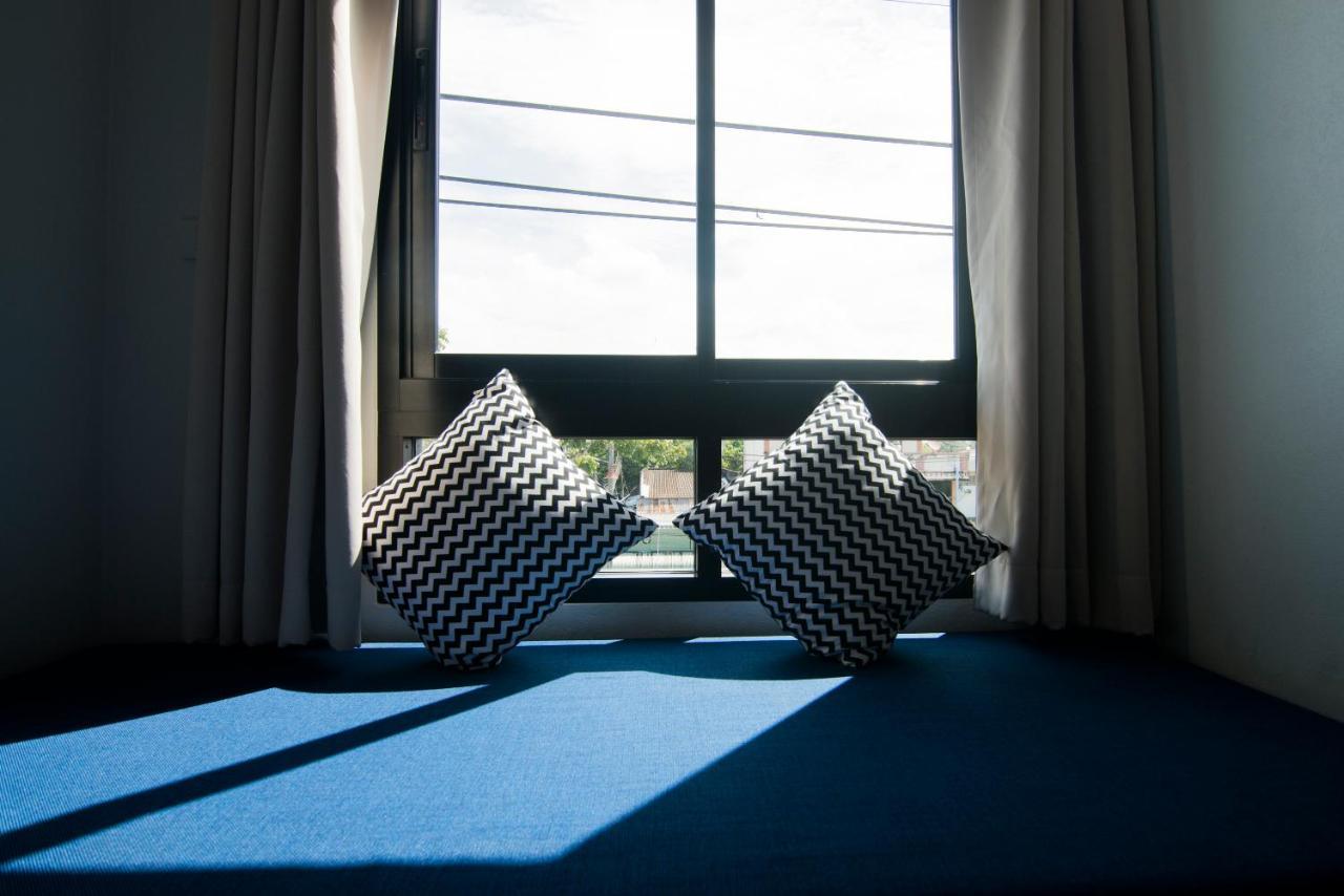 Sleep Whale Hotel Крабі Екстер'єр фото