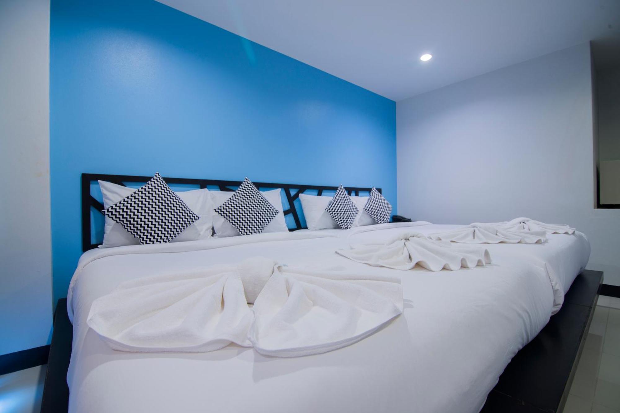 Sleep Whale Hotel Крабі Екстер'єр фото